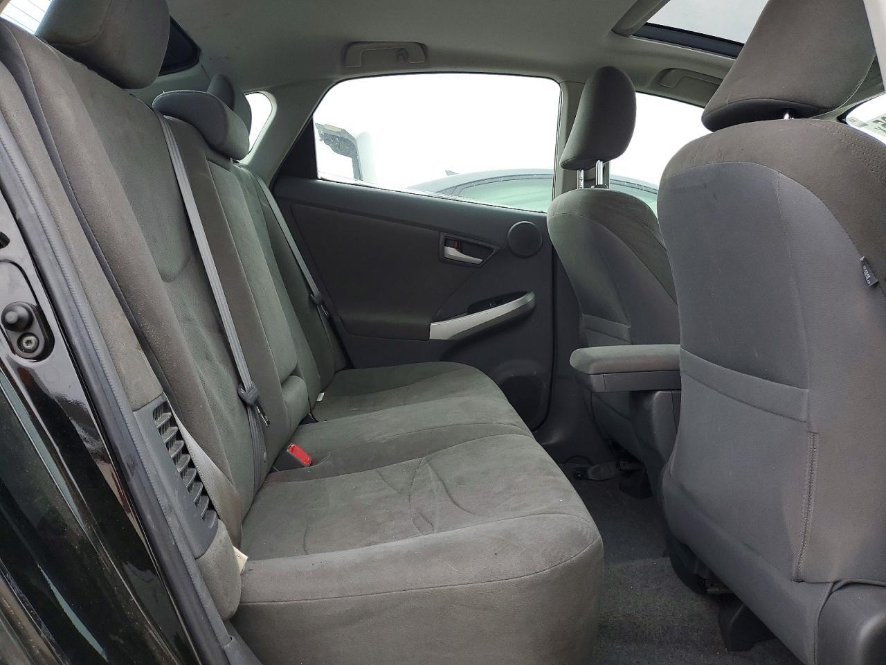 2011 TOYOTA PRIUS
