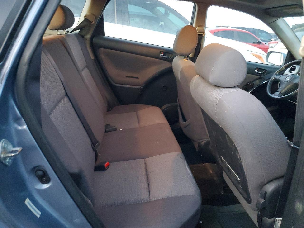 2004 TOYOTA COROLLA