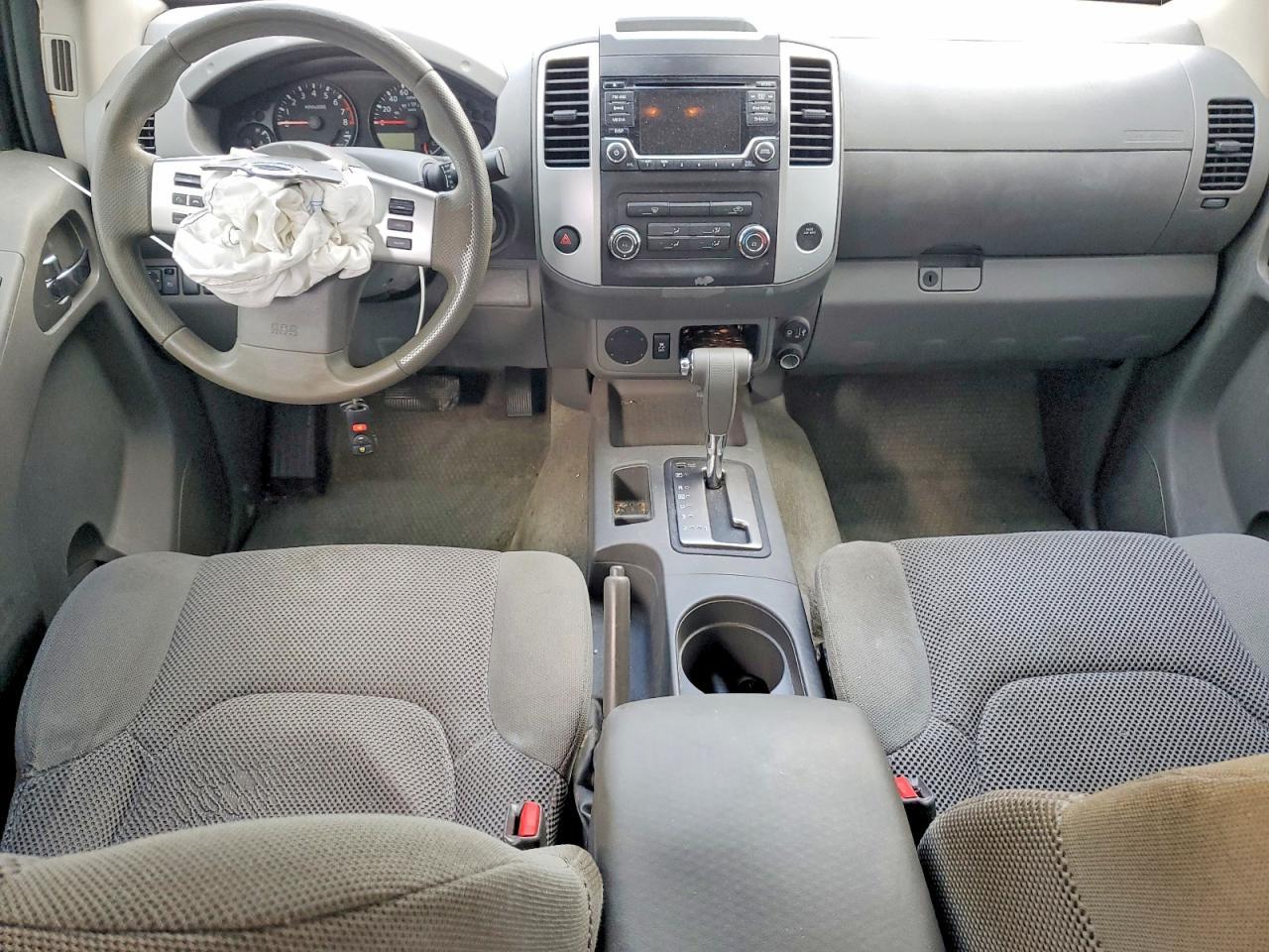 2017 NISSAN Frontier