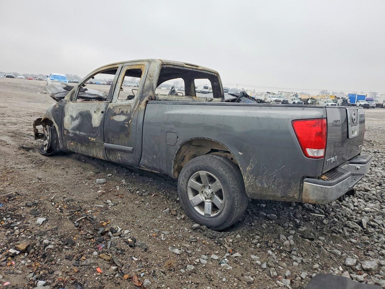 2005 NISSAN Titan