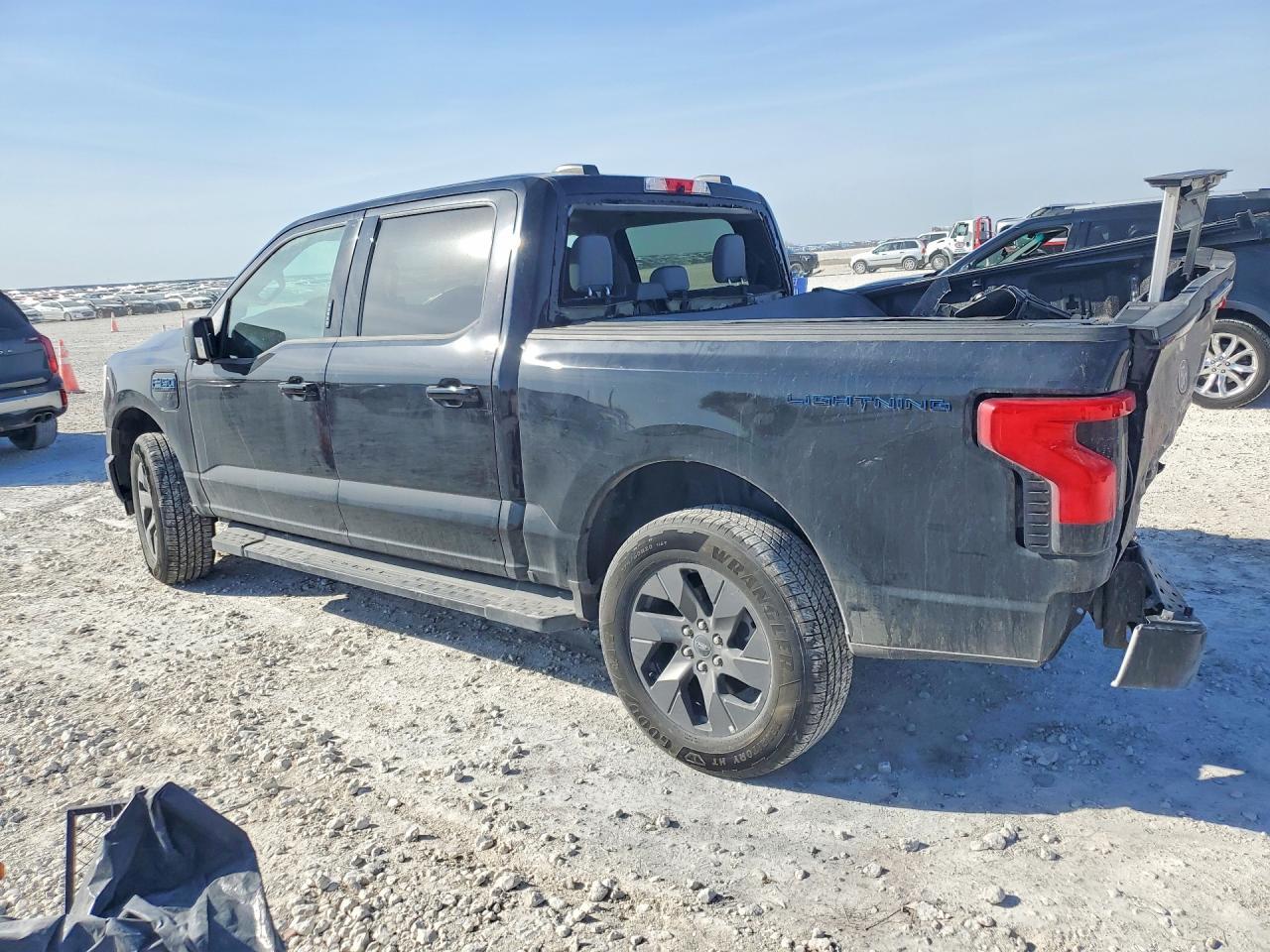 2024 FORD F-150 Lightning
