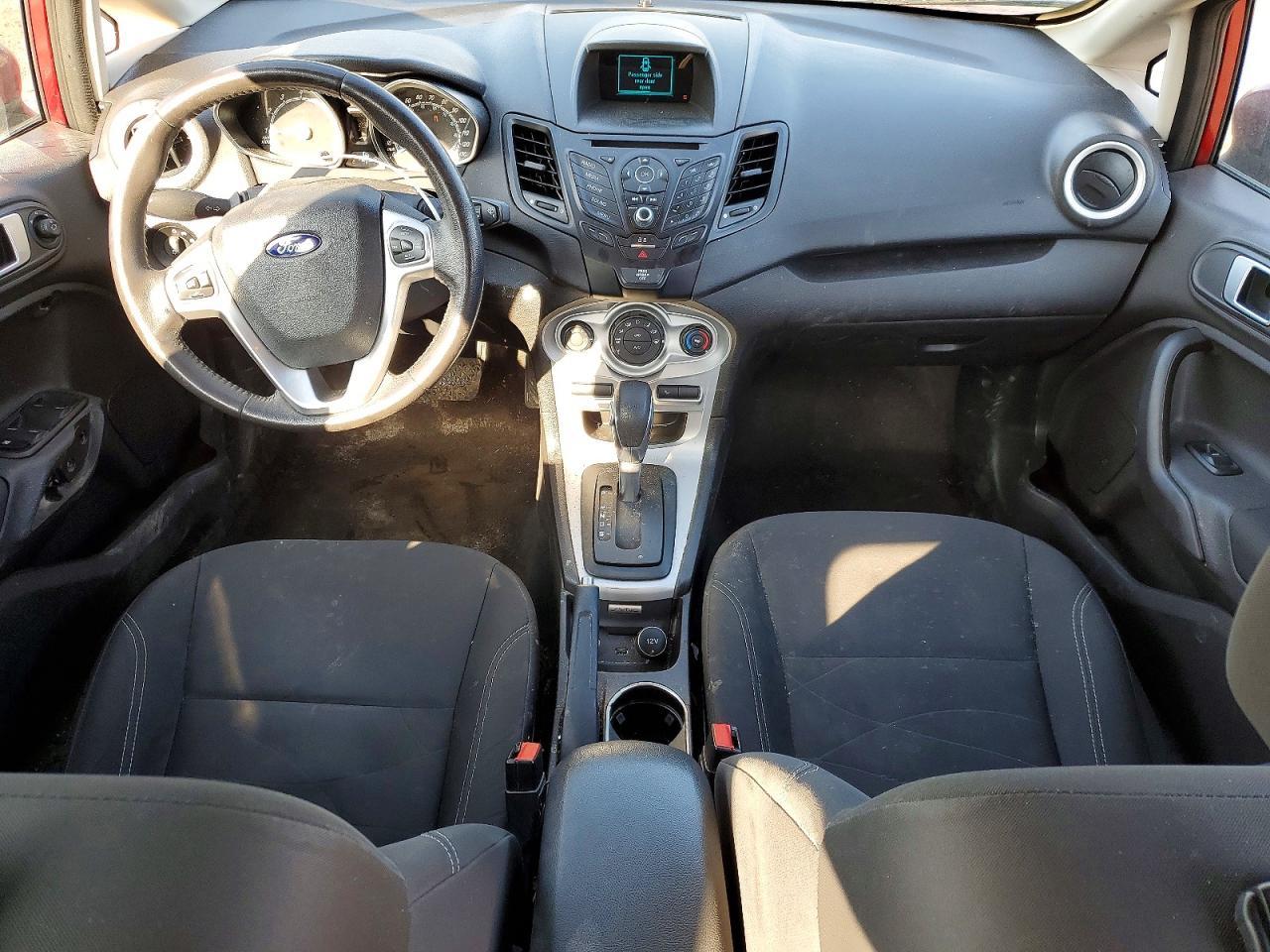 2016 FORD Fiesta