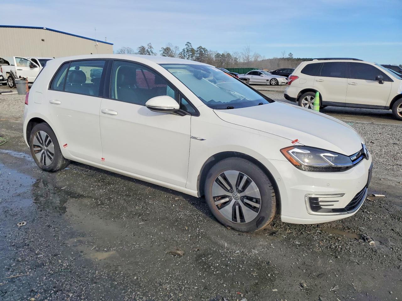 2019 VOLKSWAGEN e-Golf