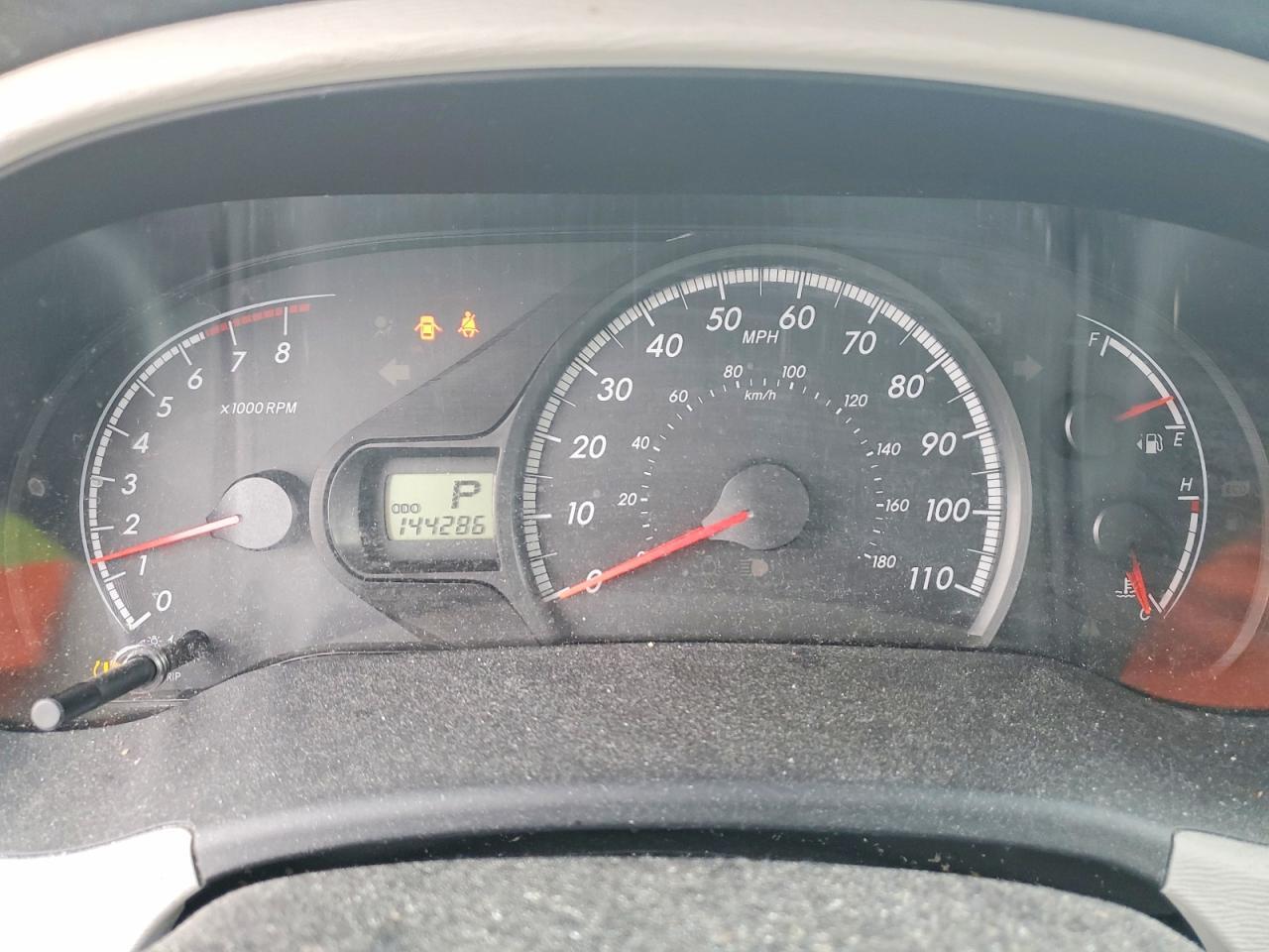 2011 TOYOTA SIENNA