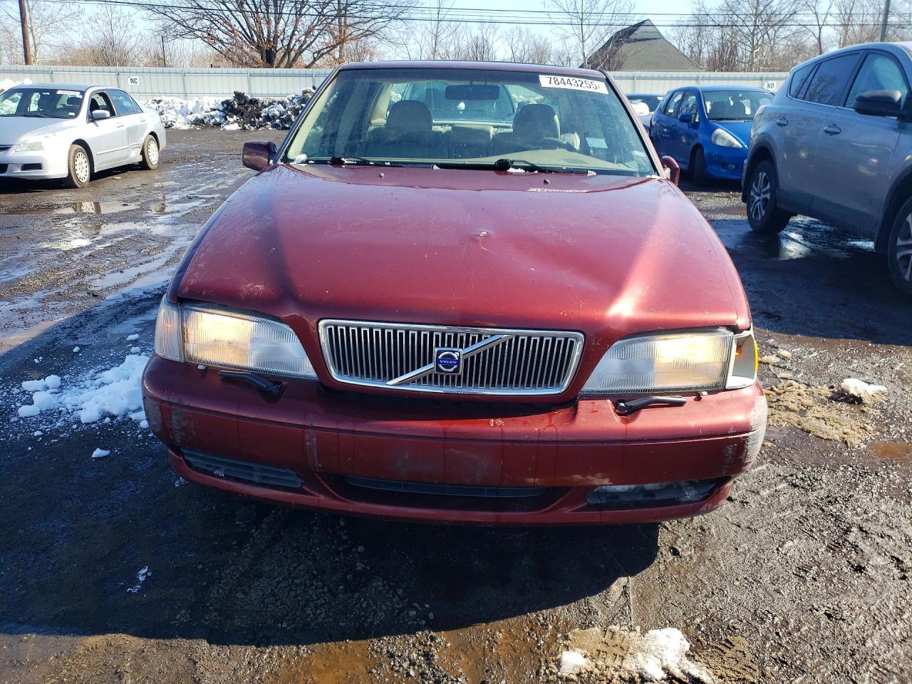 2000 VOLVO S70