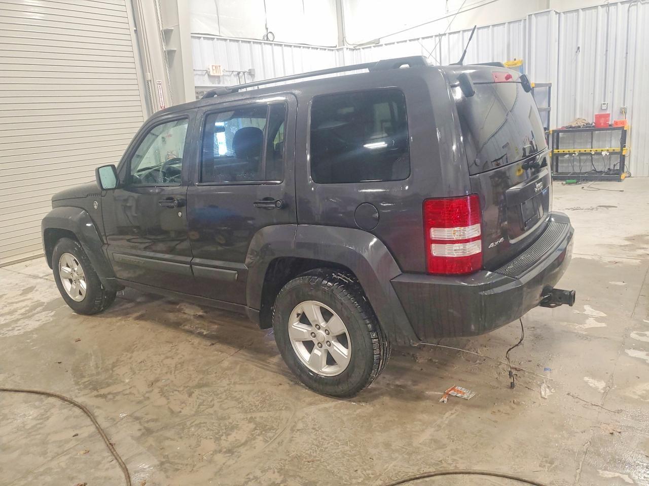 2010 JEEP Liberty