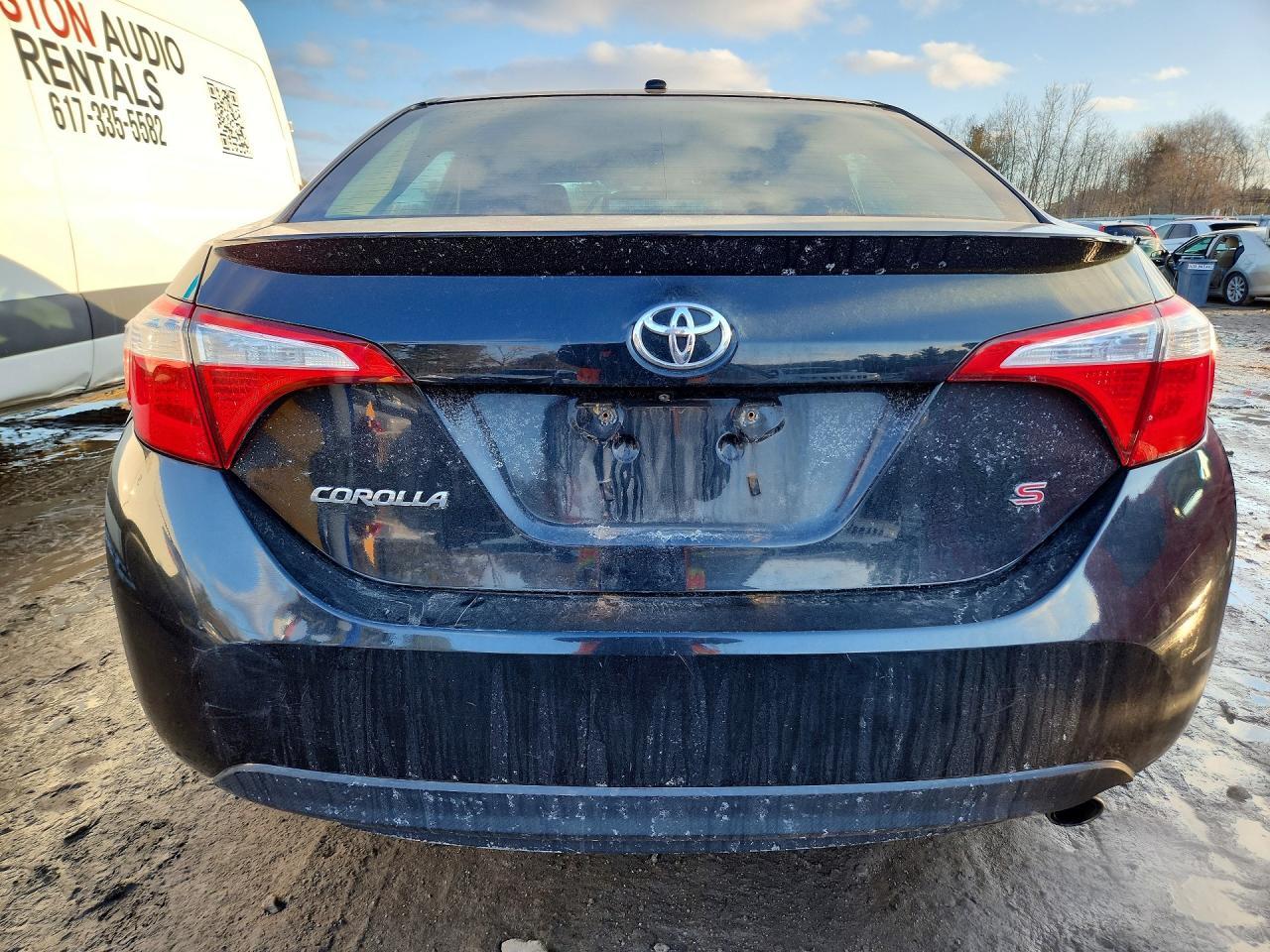 2015 TOYOTA COROLLA