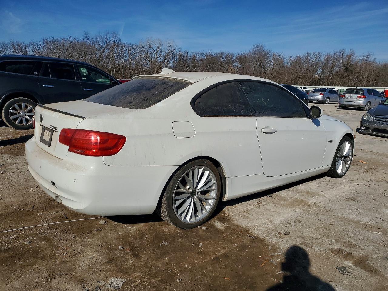 2011 BMW 3 SERIES