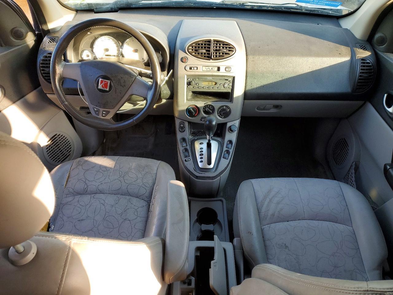 2005 SATURN Vue