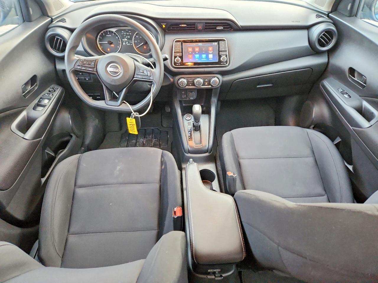 2023 NISSAN KICKS