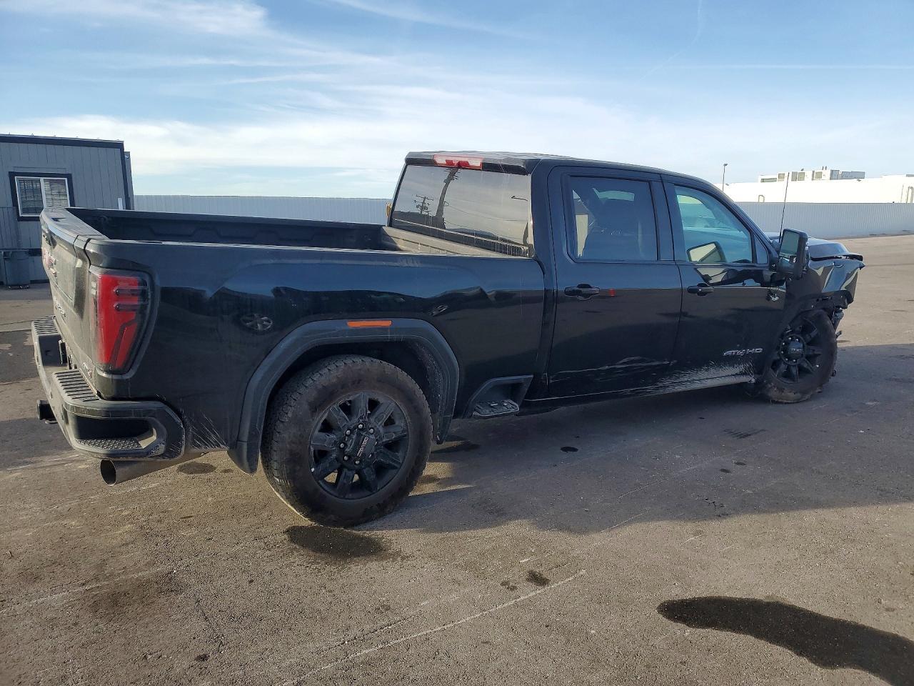 2025 GMC Sierra