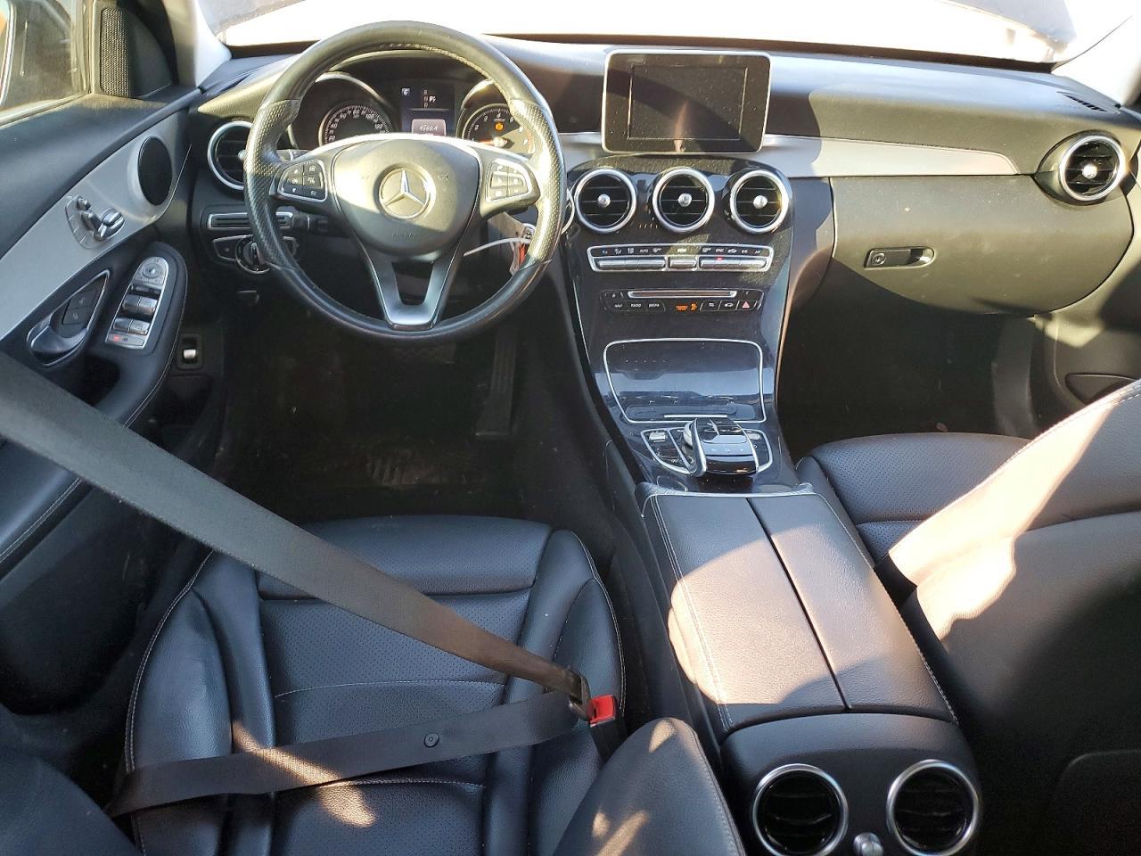 2016 MERCEDES-BENZ C-CLASS