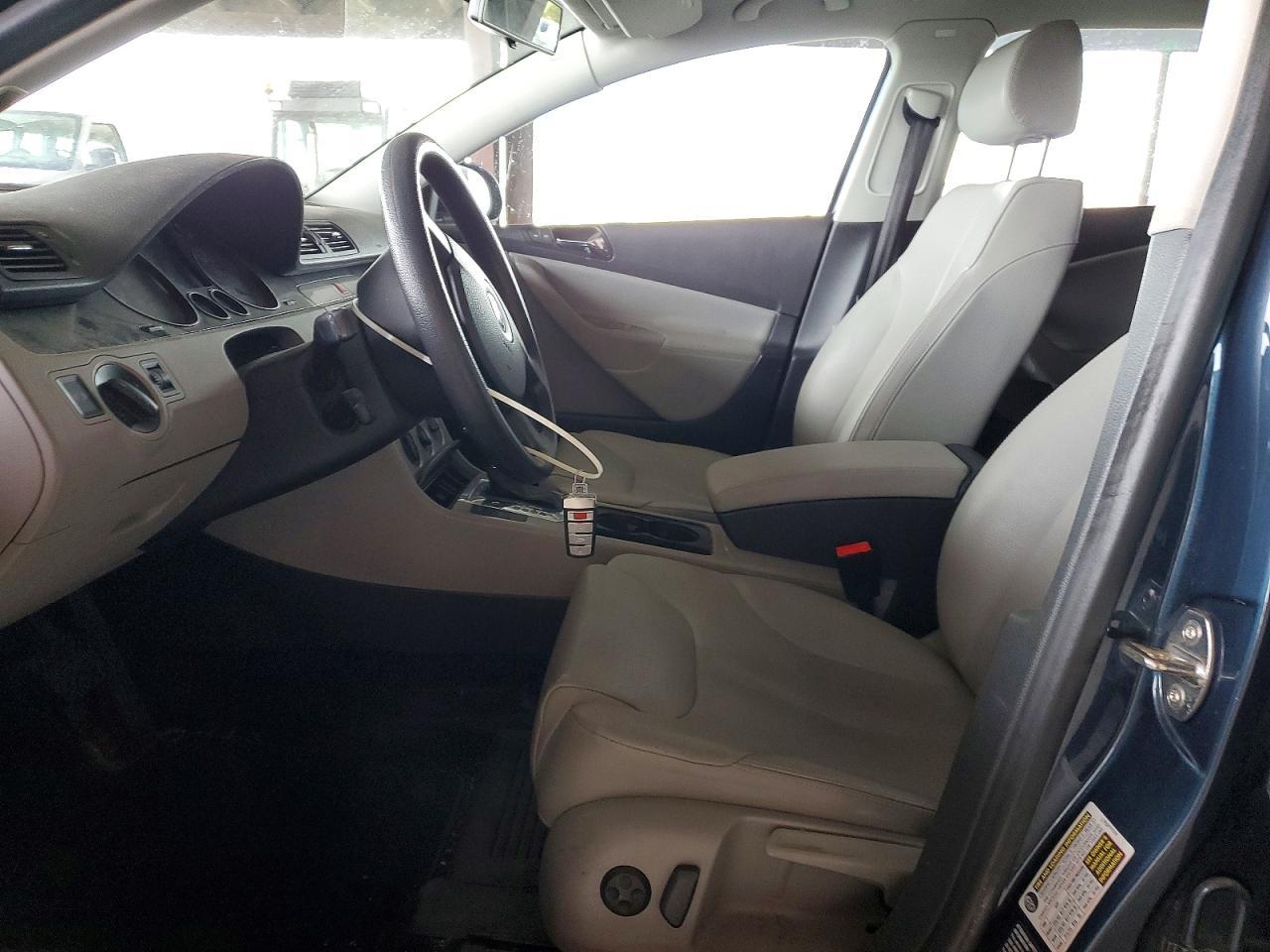 2007 VOLKSWAGEN Passat