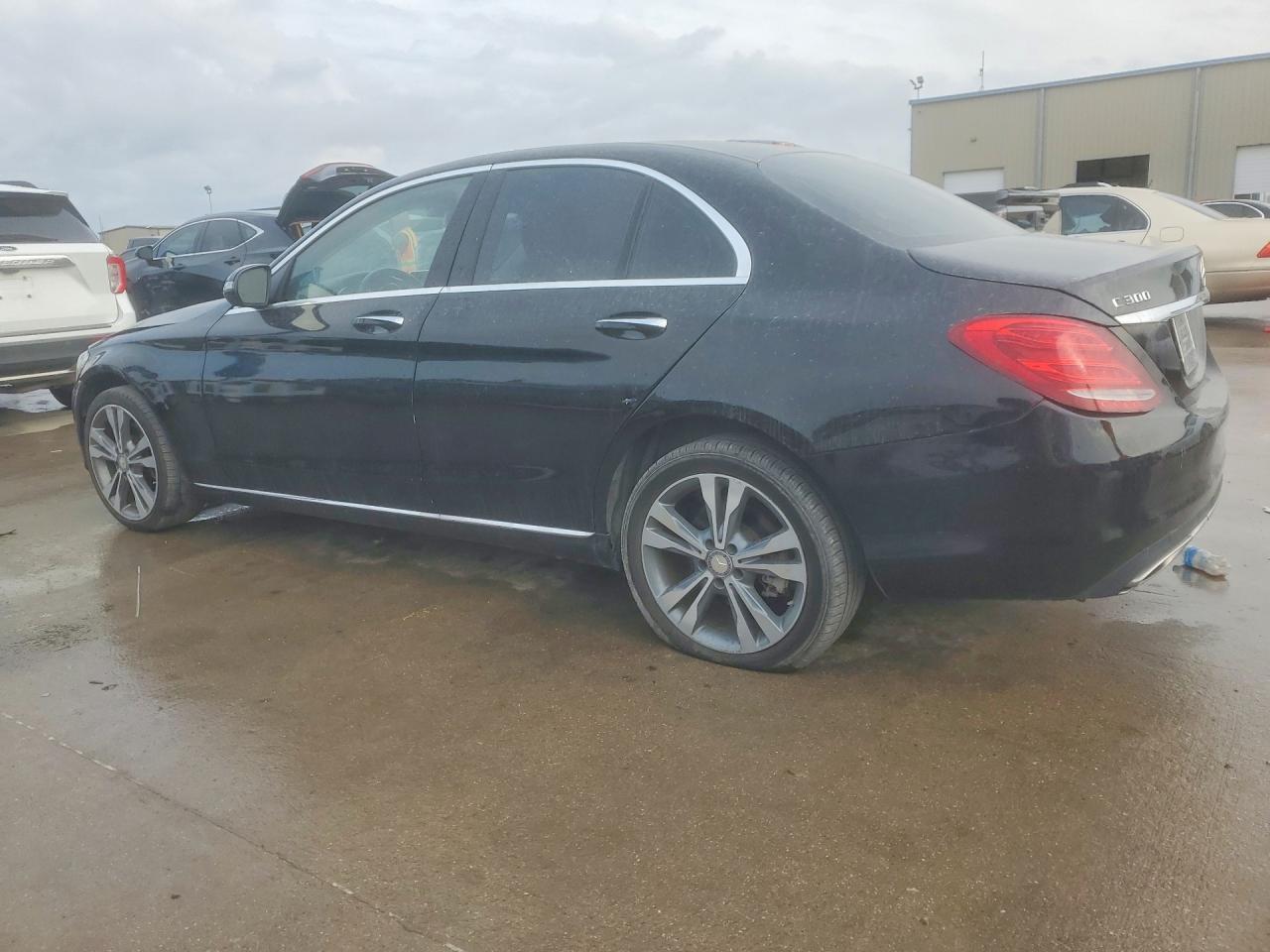 2016 MERCEDES-BENZ C-CLASS