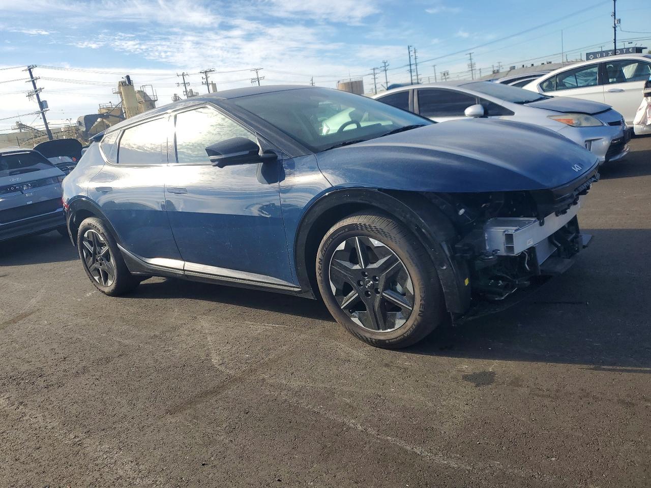 2025 KIA EV6