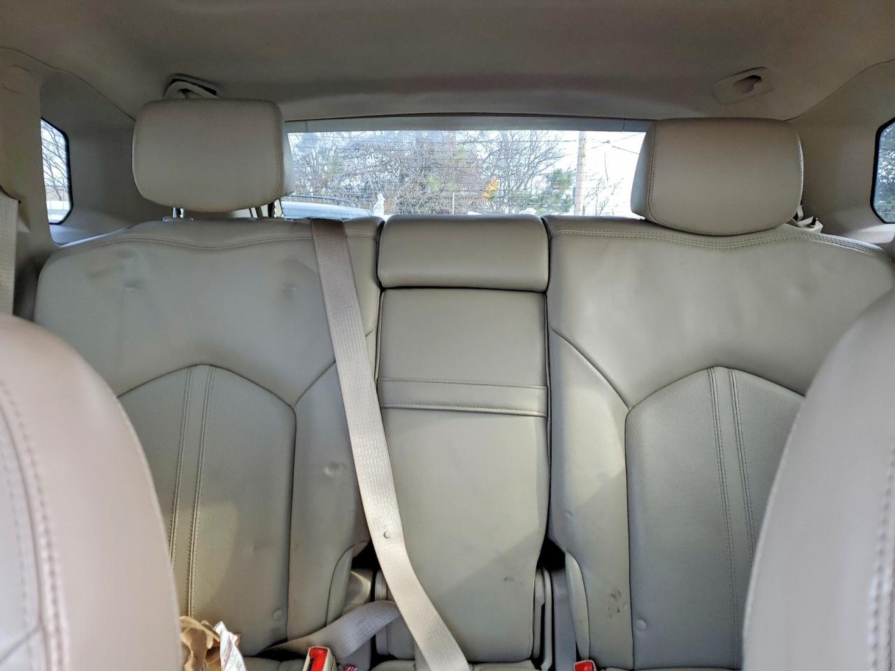 2011 CADILLAC SRX