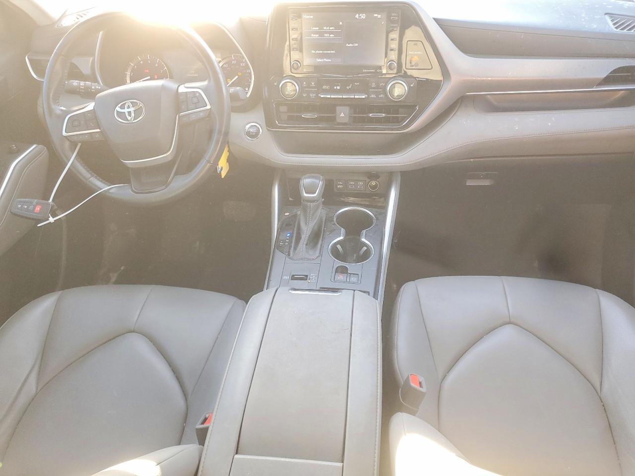 2022 TOYOTA HIGHLANDER