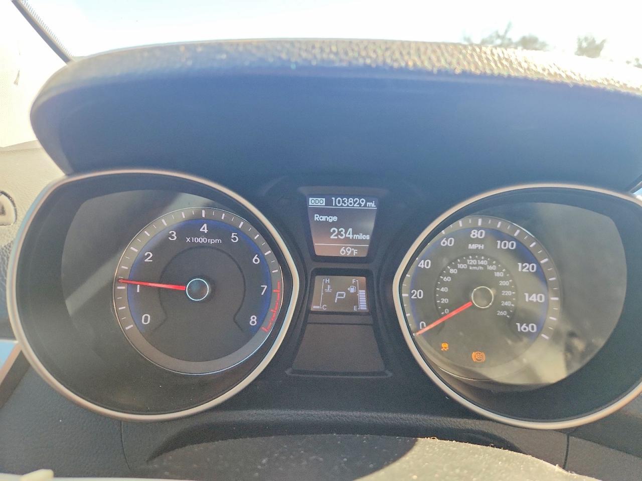 2016 HYUNDAI ELANTRA