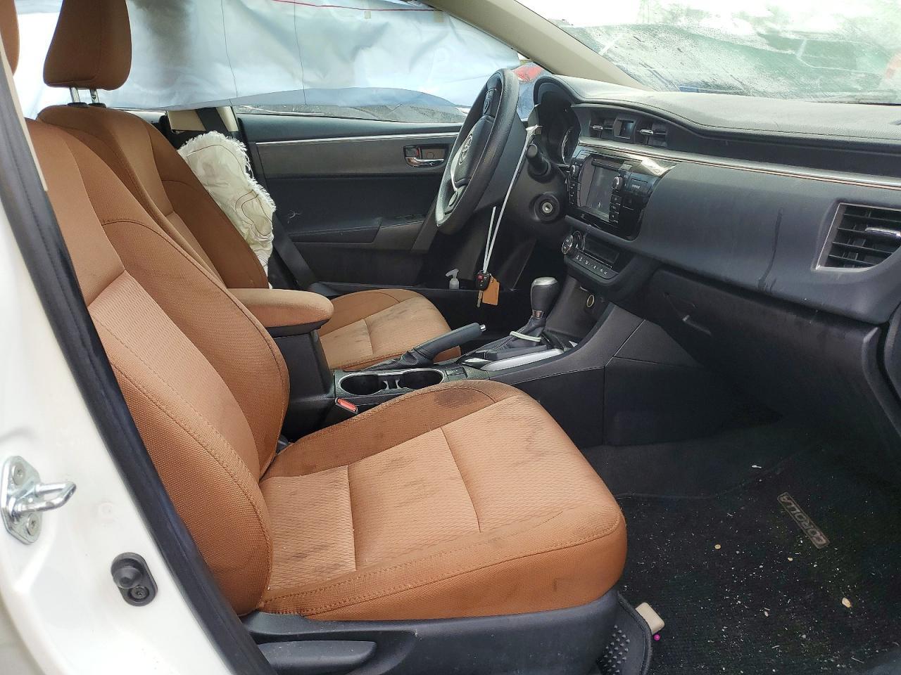 2015 TOYOTA COROLLA