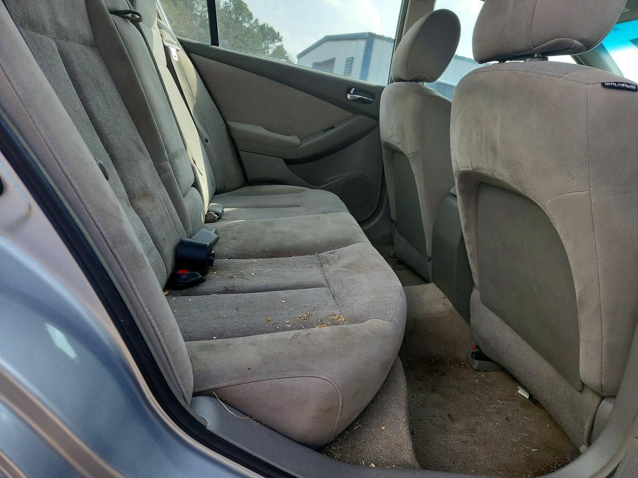 2010 NISSAN ALTIMA