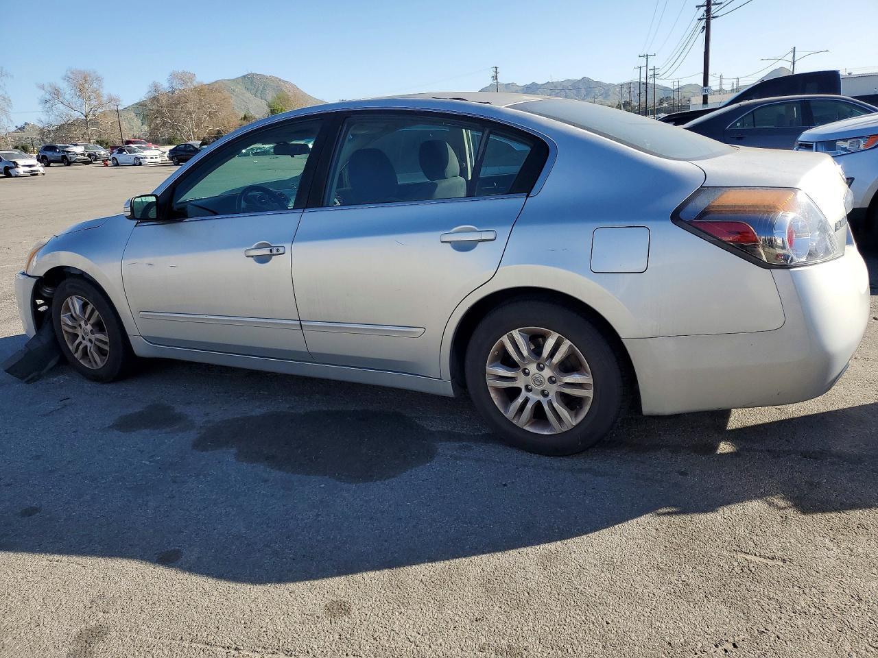 2010 NISSAN ALTIMA