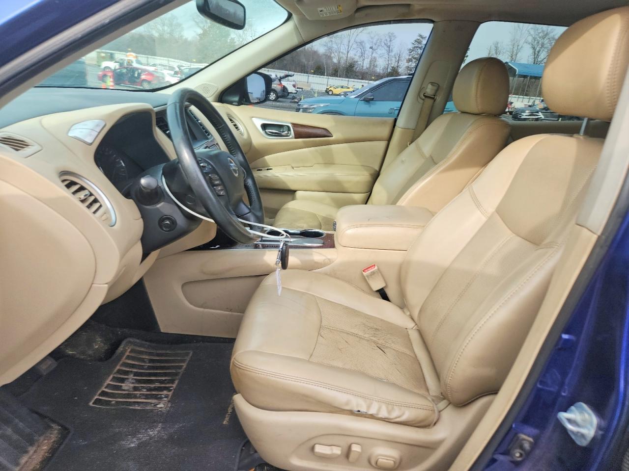 2017 NISSAN PATHFINDER