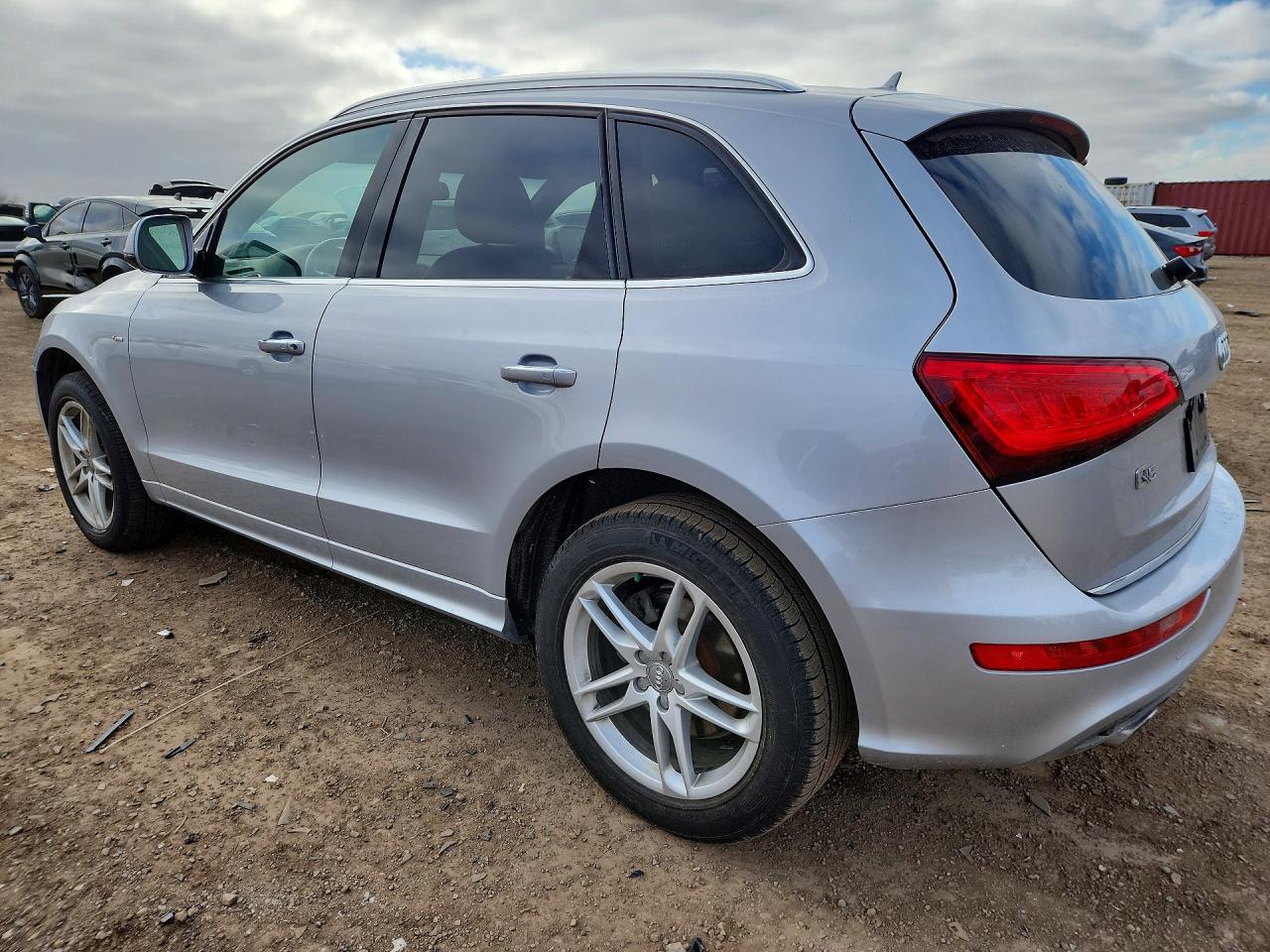 2016 AUDI Q5