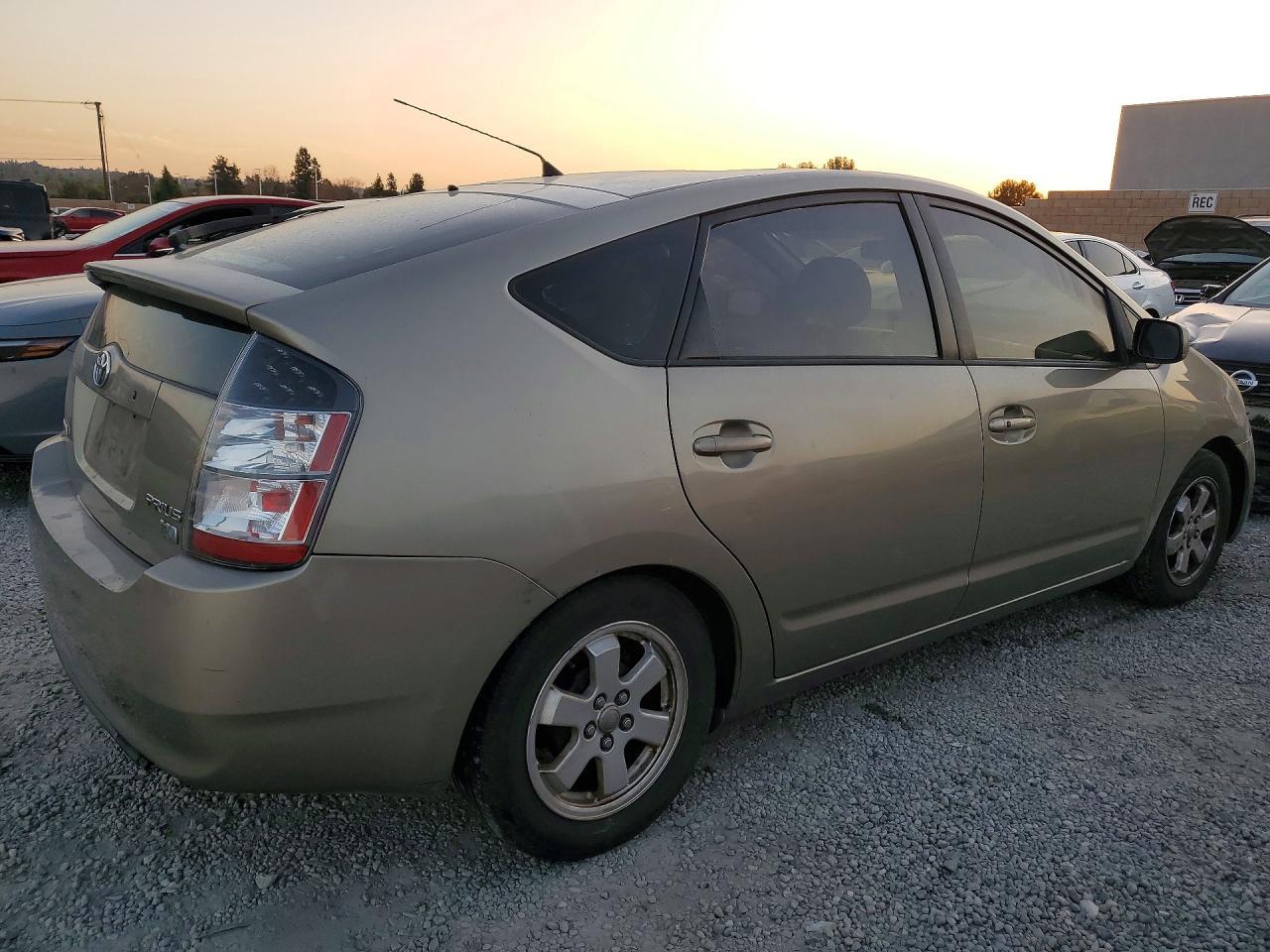 2005 TOYOTA PRIUS