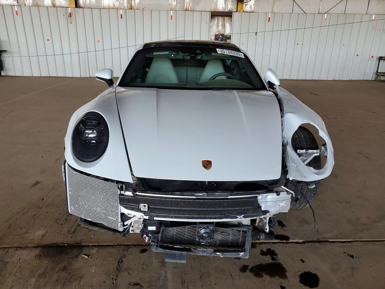 2022 PORSCHE 911