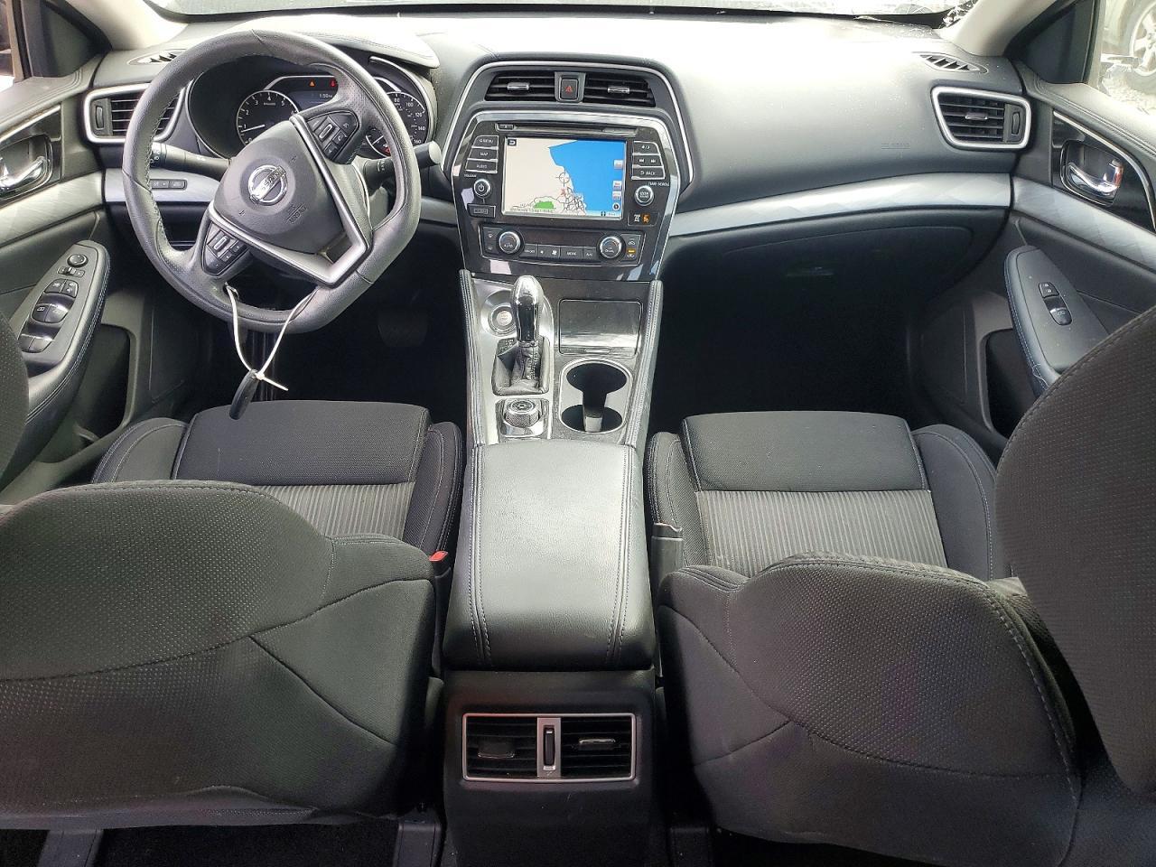2017 NISSAN Maxima