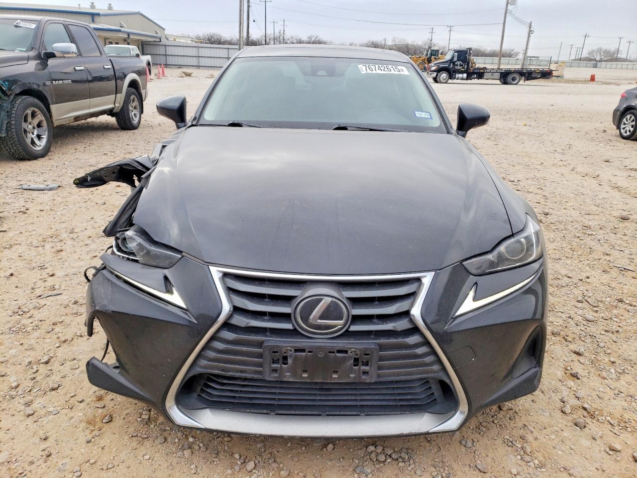 2018 LEXUS IS 300