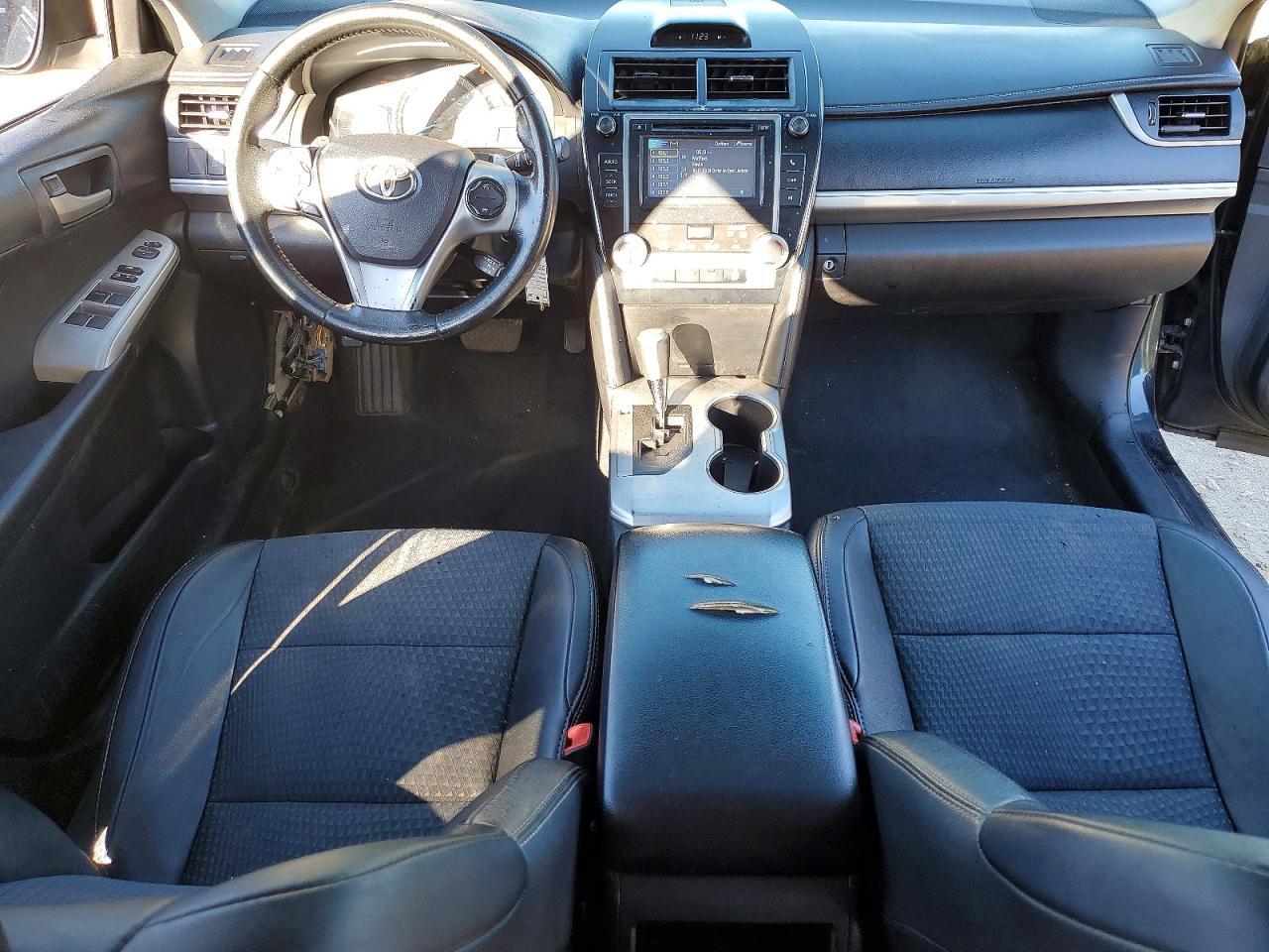 2014 TOYOTA CAMRY