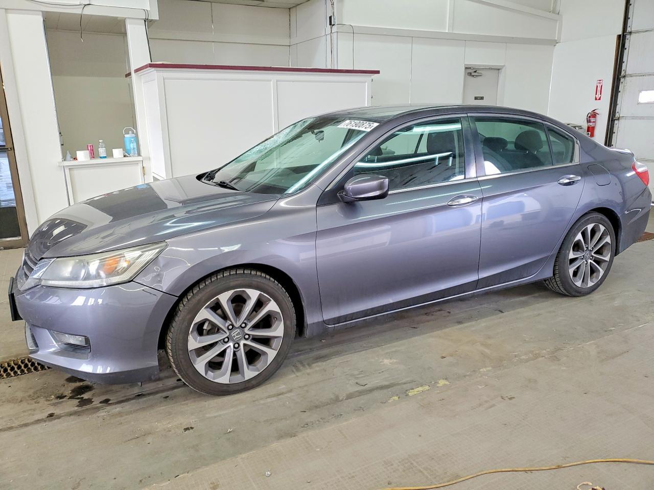 2015 HONDA ACCORD