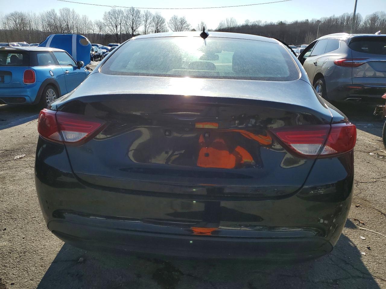2015 CHRYSLER 200