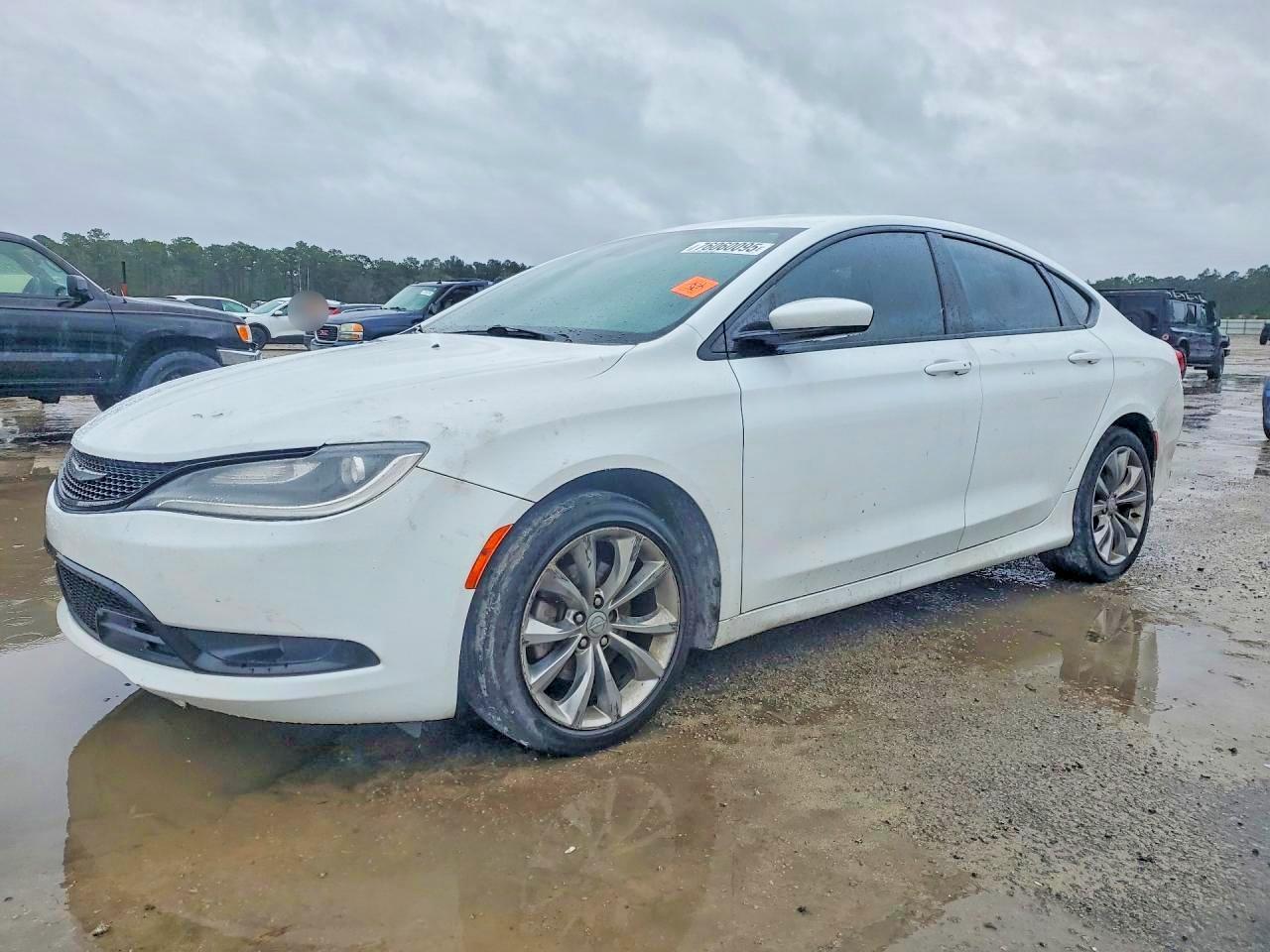 2015 CHRYSLER 200