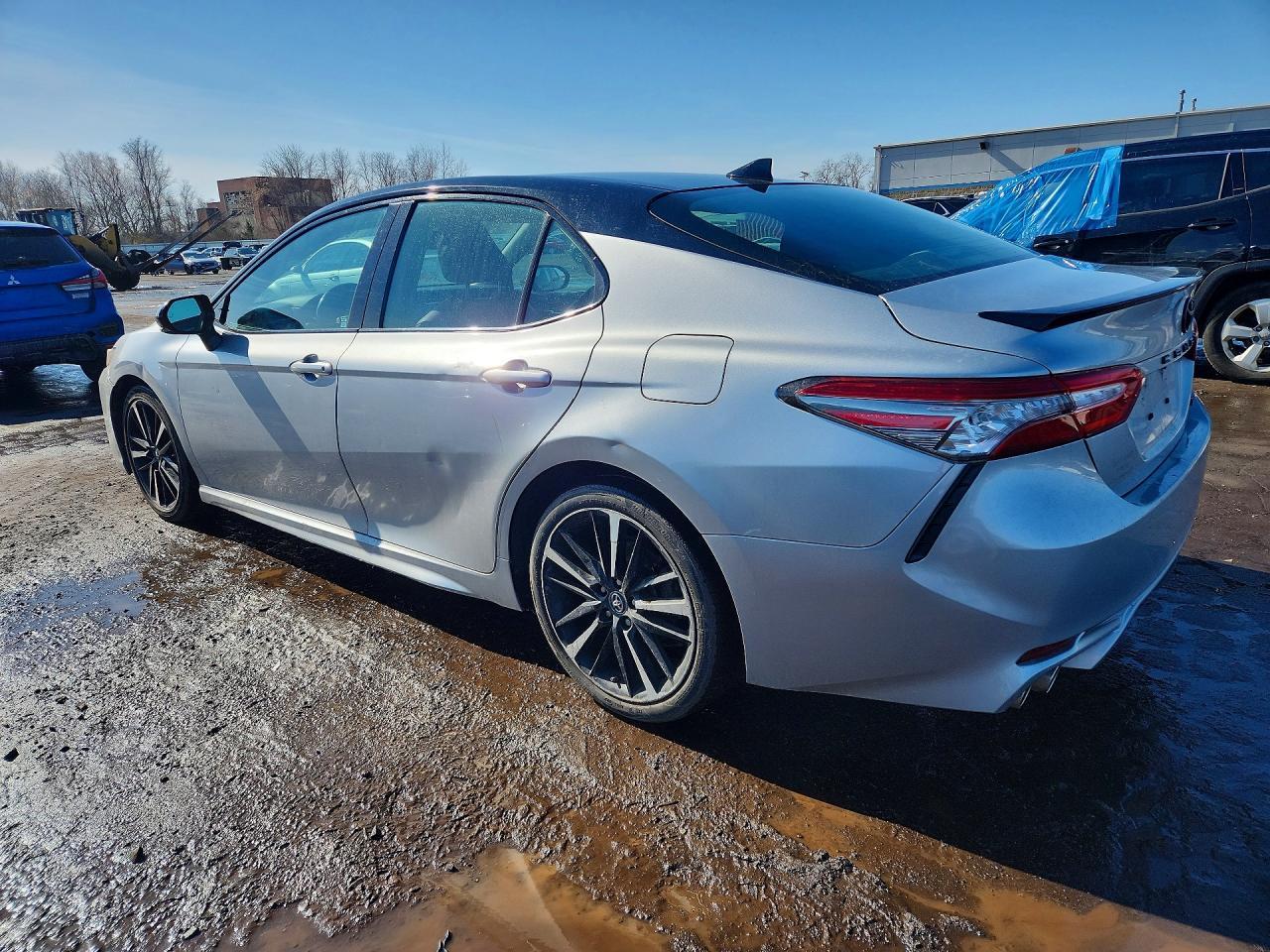 2019 TOYOTA CAMRY