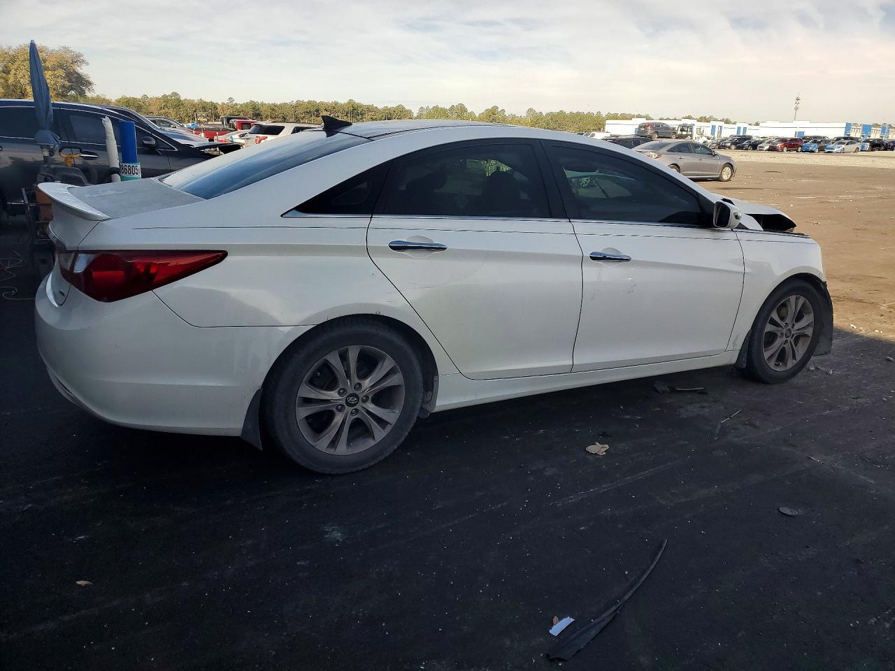 2013 HYUNDAI SONATA