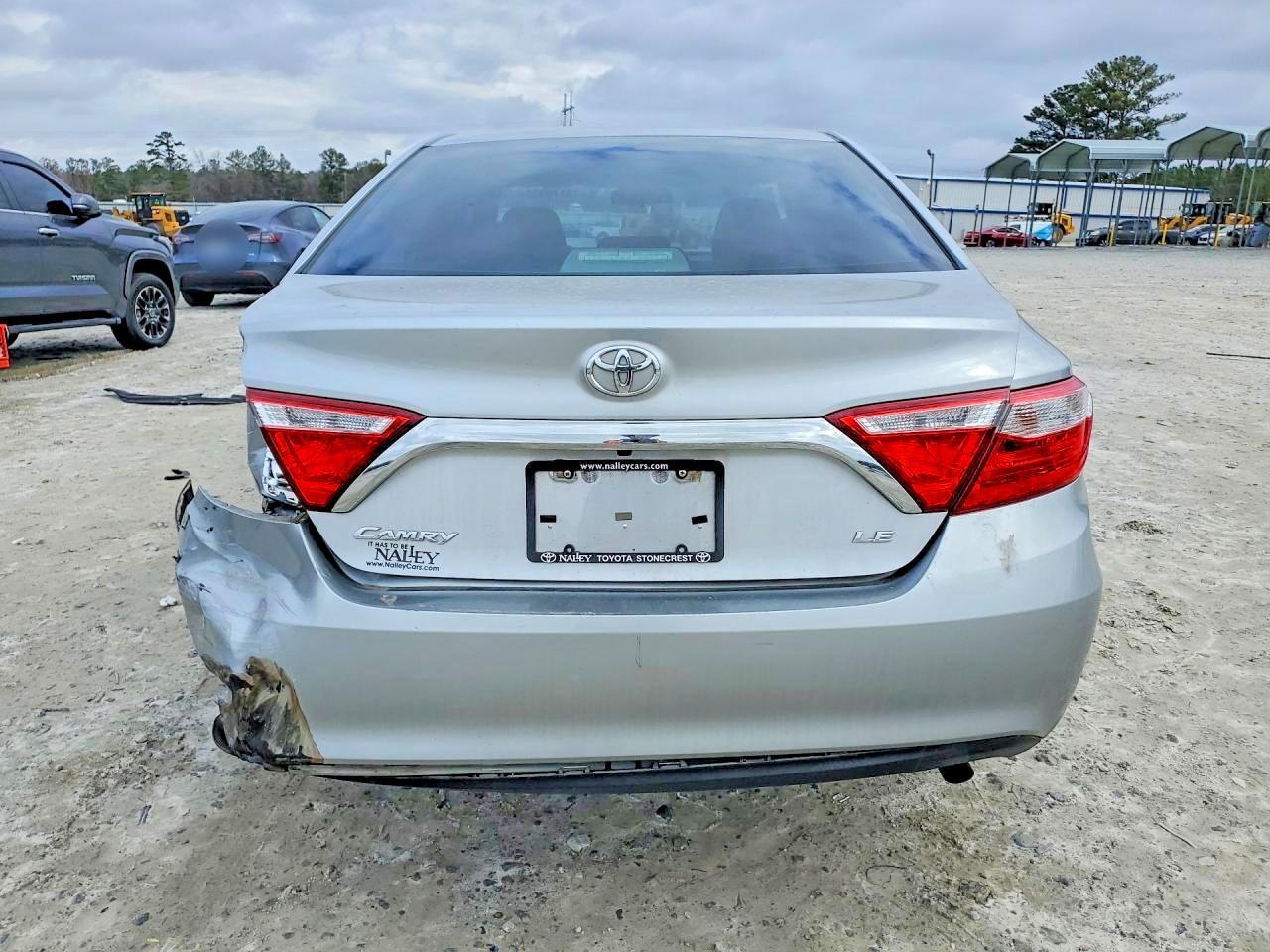 2017 TOYOTA CAMRY