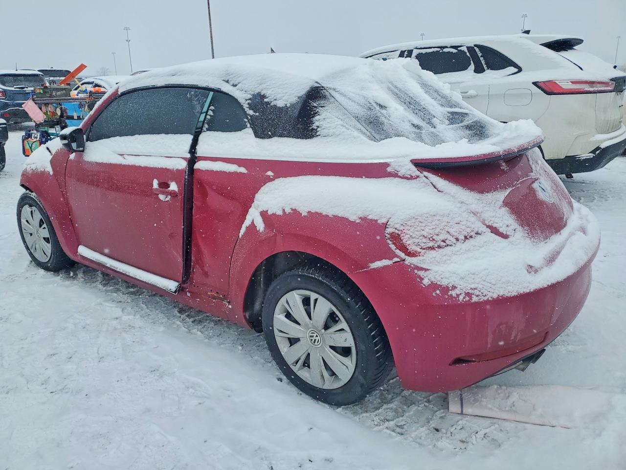 2017 VOLKSWAGEN Beetle