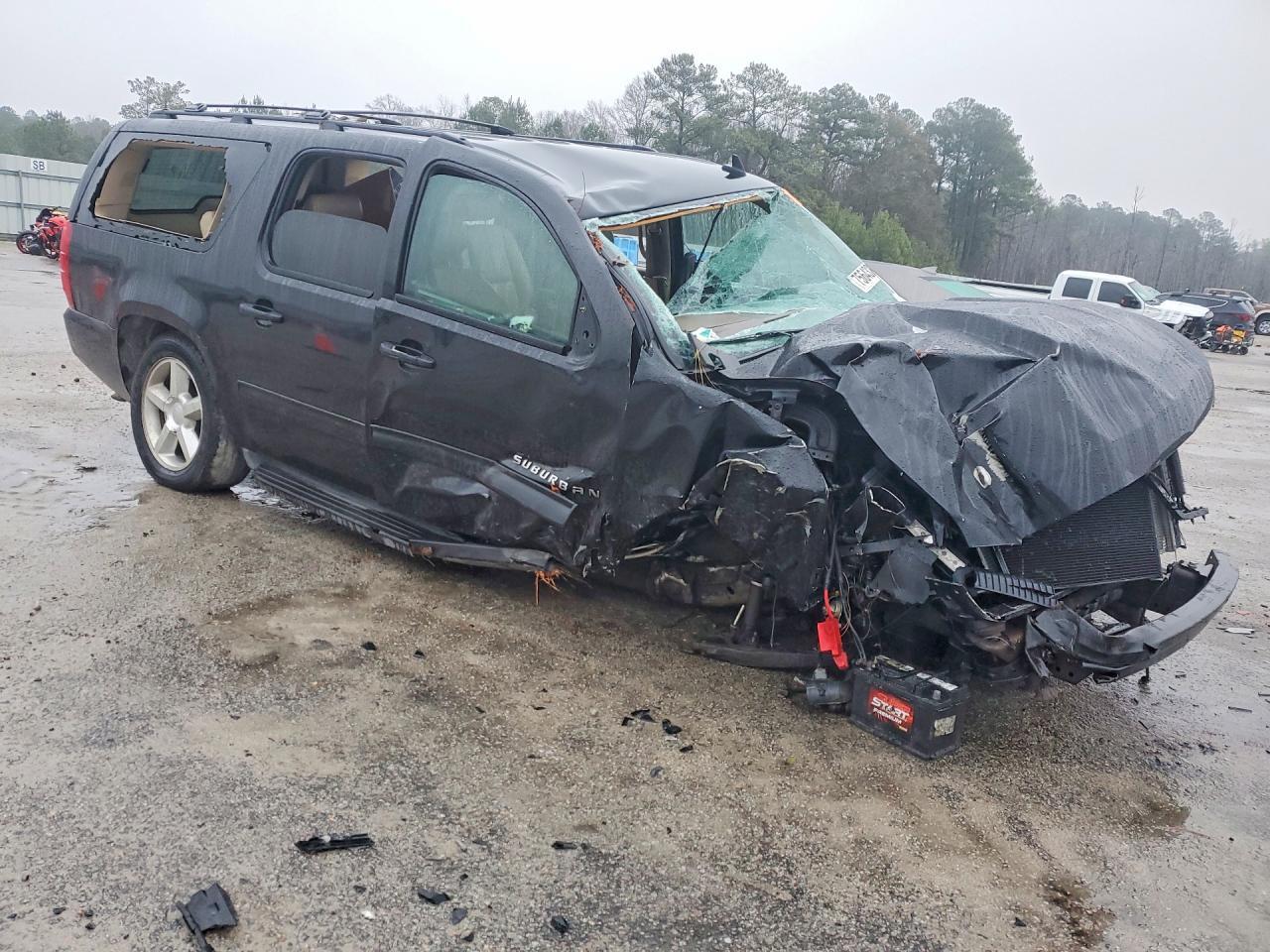 2014 CHEVROLET Suburban