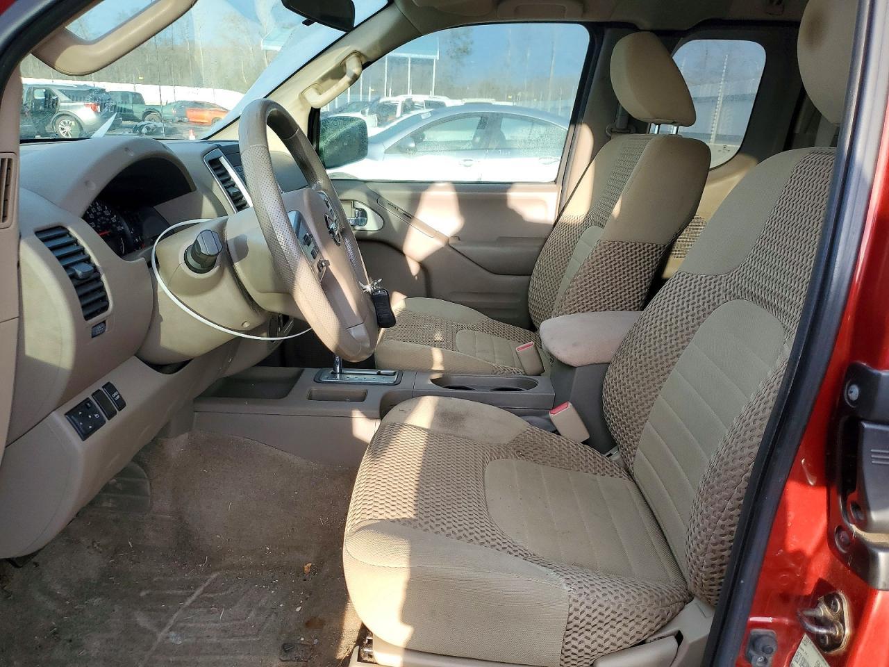2016 NISSAN Frontier