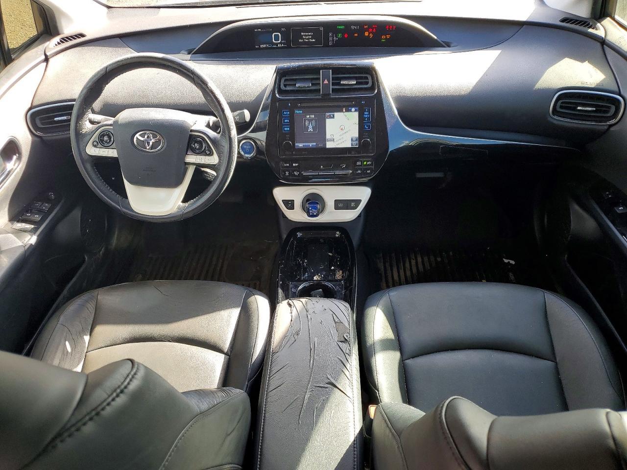 2017 TOYOTA PRIUS