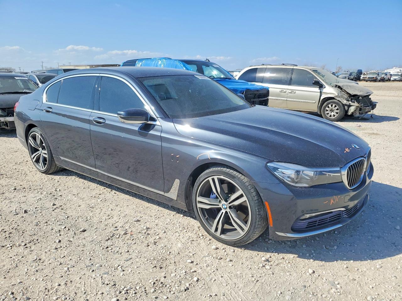 2016 BMW 7 series