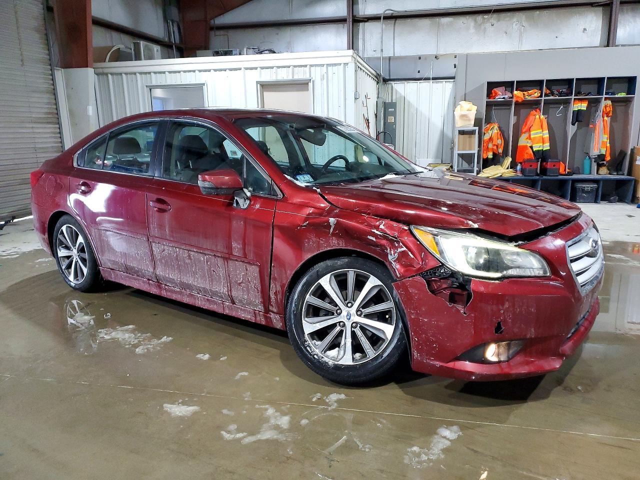 2017 SUBARU Legacy