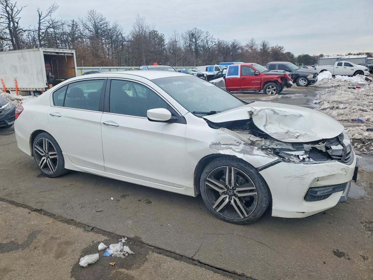 2017 HONDA ACCORD