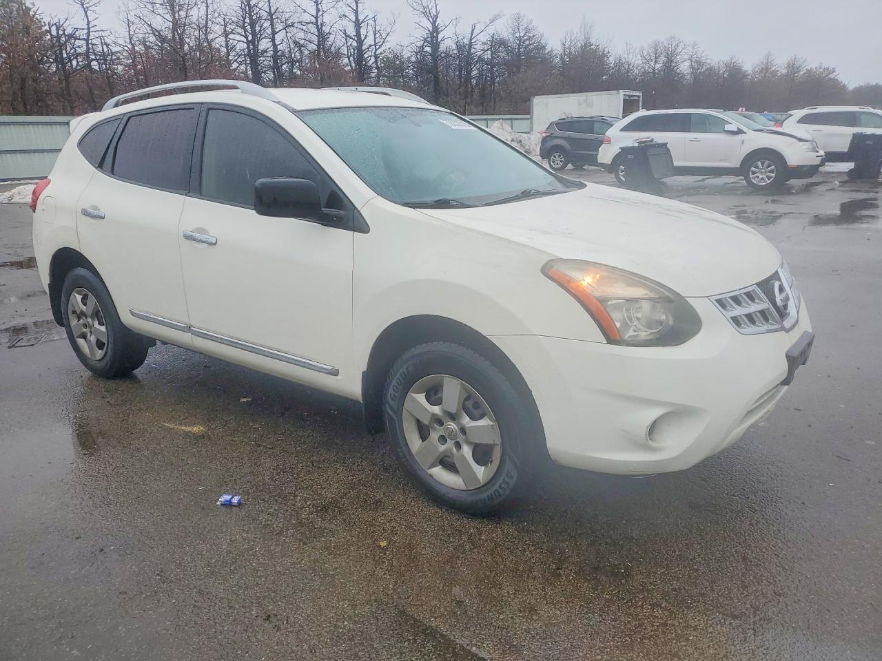 2015 NISSAN ROGUE