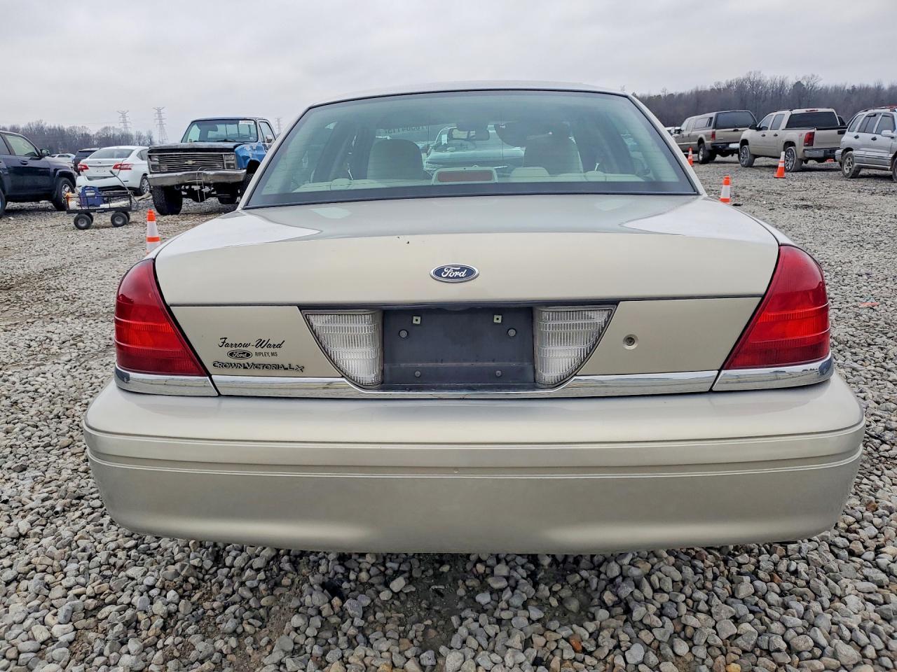 2008 FORD Crown Victoria