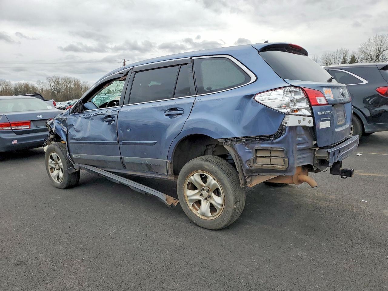 2014 SUBARU Outback