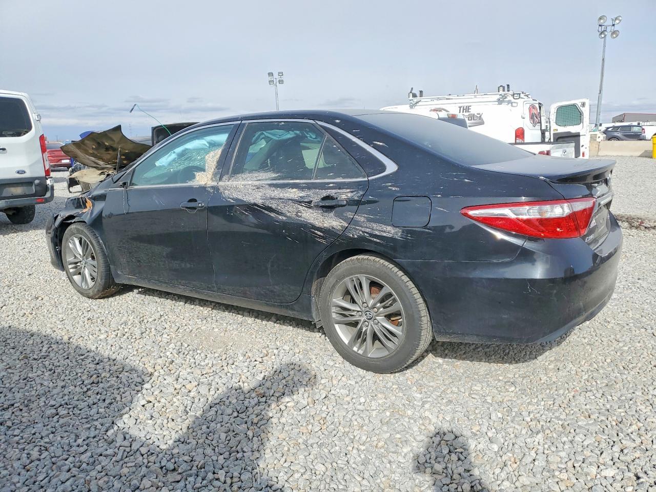 2016 TOYOTA CAMRY