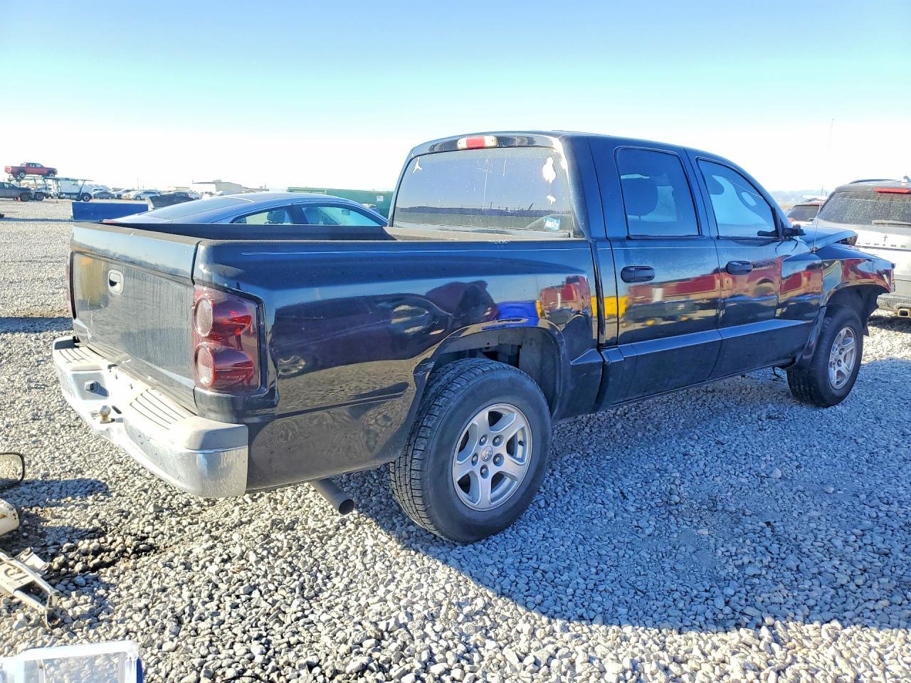 2005 DODGE Dakota